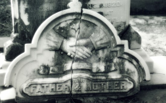 Deviant Art tombstone death of a family m